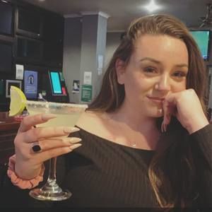 Meet your Posher, Layla